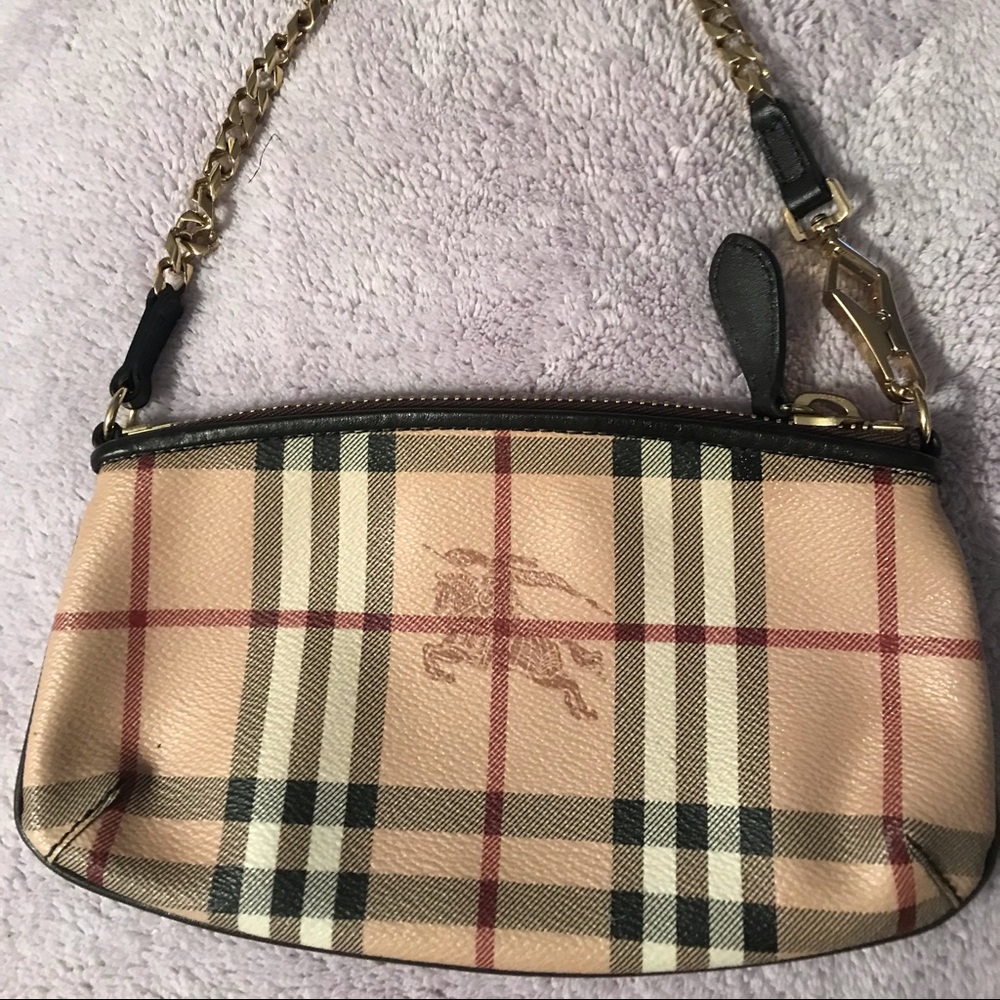 Burberry leather mini shoulder bag with chain